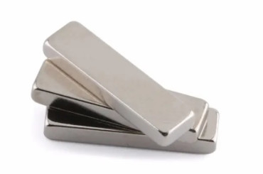 Powerful Long Neodymium Bar Magnets Size Customized High Strength