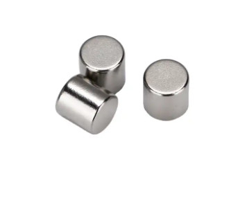 Powerful Diametric Cylinder Magnets N52 Silver Coating Sample Available