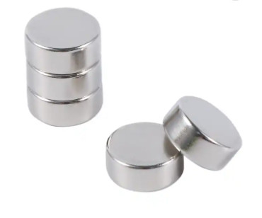 N35-N52 Neodymium Disc Magnets Smooth Surface Neodymium Magnetic Materials