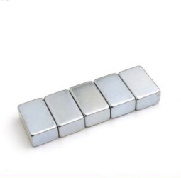 Rare Earth Magnet Block NdFeB Magnet N35-N52 Size Customized